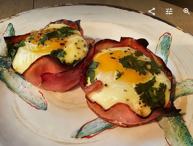 Baked Ham and Eggs Cups